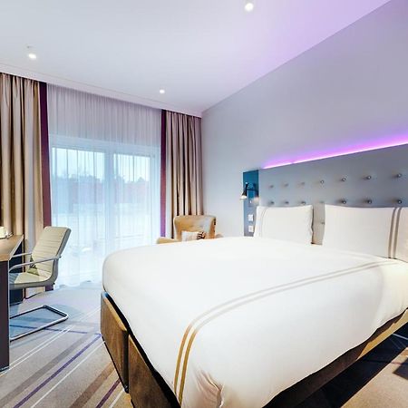 Premier Inn Mannheim City Centre Екстериор снимка