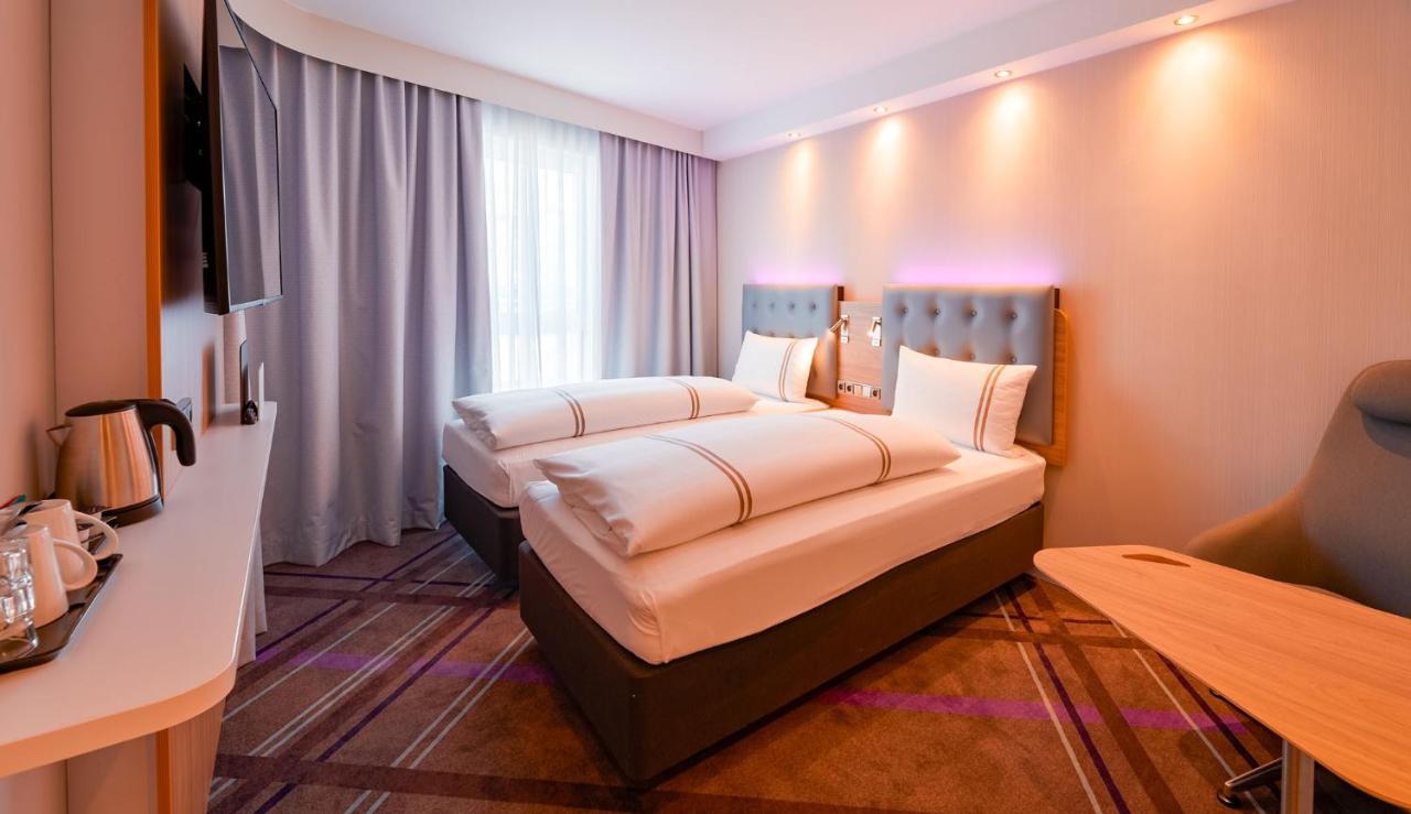 Premier Inn Mannheim City Centre Екстериор снимка