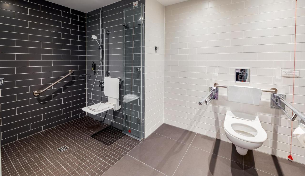 Premier Inn Mannheim City Centre Екстериор снимка